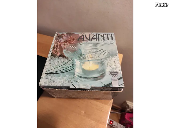Myydään Riihimäen lasin , Avanti kynttilälyhty. Uusi