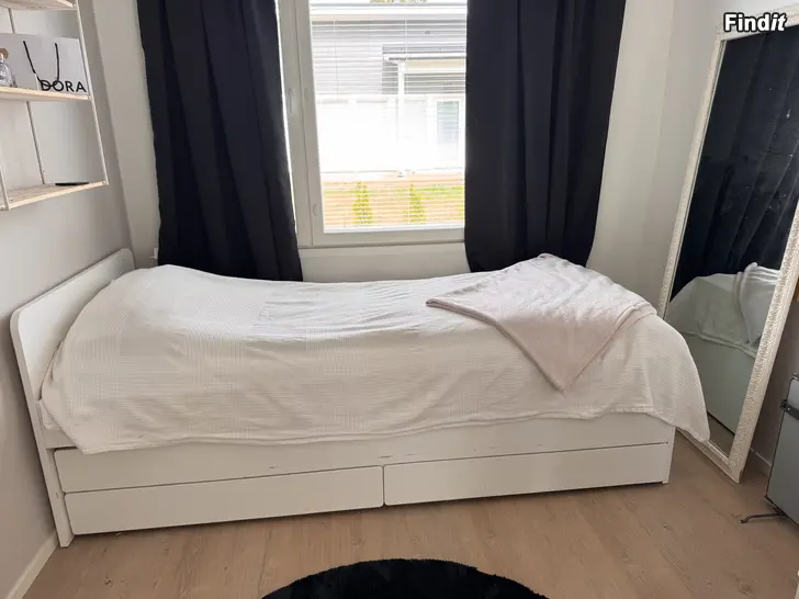 Myydään Ikea SLÄKT sänky