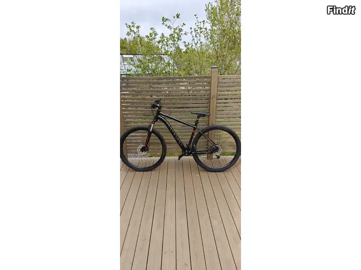 Myydään Mountainbike