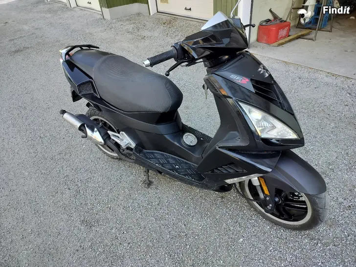 Säljes Peugeot Speedfight 3