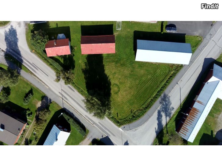Myydään Hus + två stora uthus på egen tomt - Real estate for sale