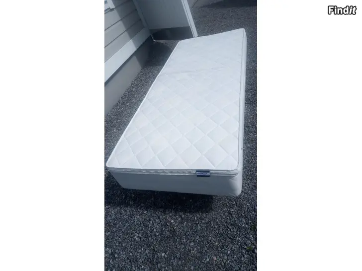 Säljes DreamZone 80x200 säng