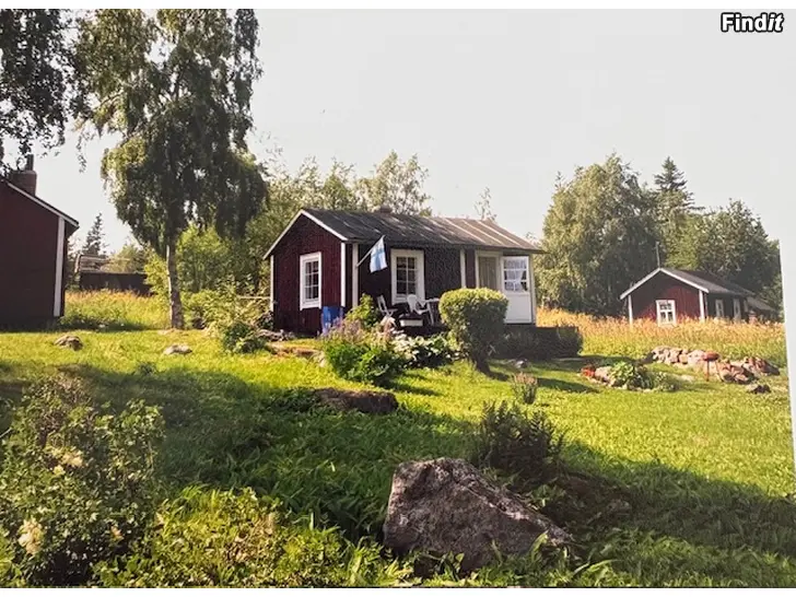 Säljes Mormorsstuga eller fritidsstuga villa till salu på Hälsingön - Oxören i Larsmo