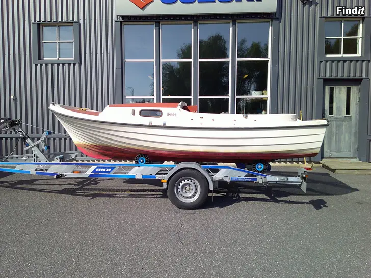 Säljes Monark 50 S Fd Segelbåt