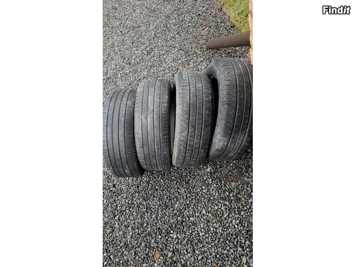 Säljes 205/60-16 sommardäck