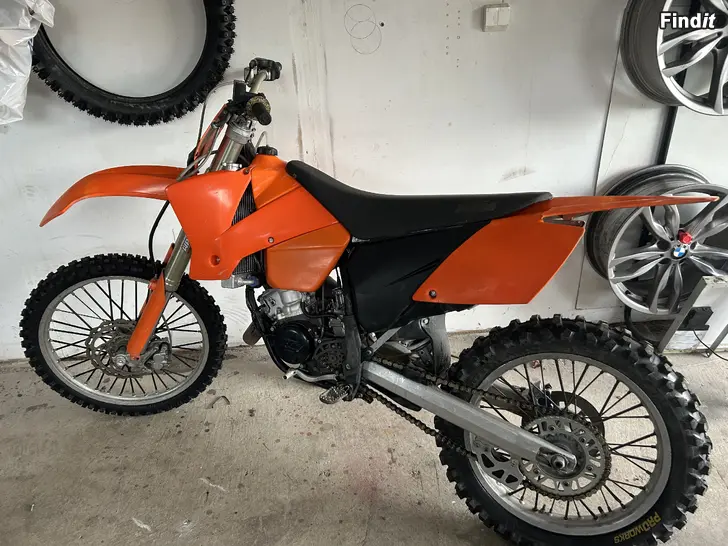 Myydään KTM SX125