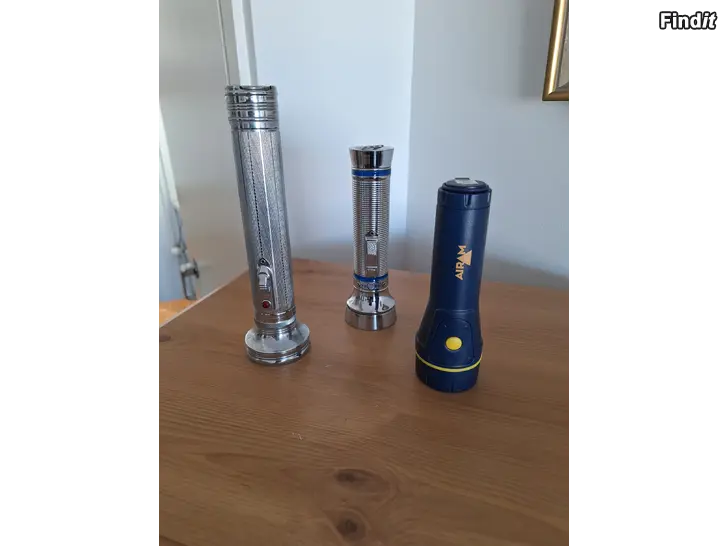 Myydään TASKULAMPUT