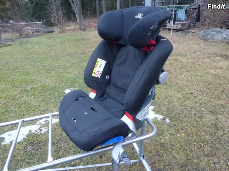 Myydään Turvaistuin