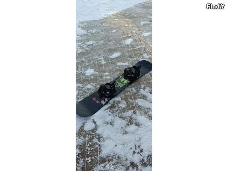 Säljes Snowboard