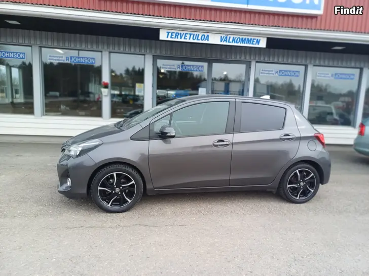 Säljes TOYOTA  YARIS 1.33 DUAL VVT 5 DÖR 2015