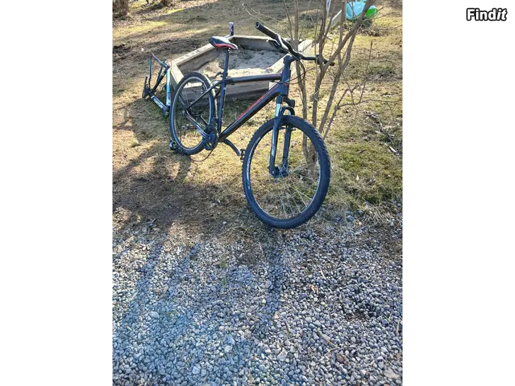 Säljes Säljes en Merida 26 tum