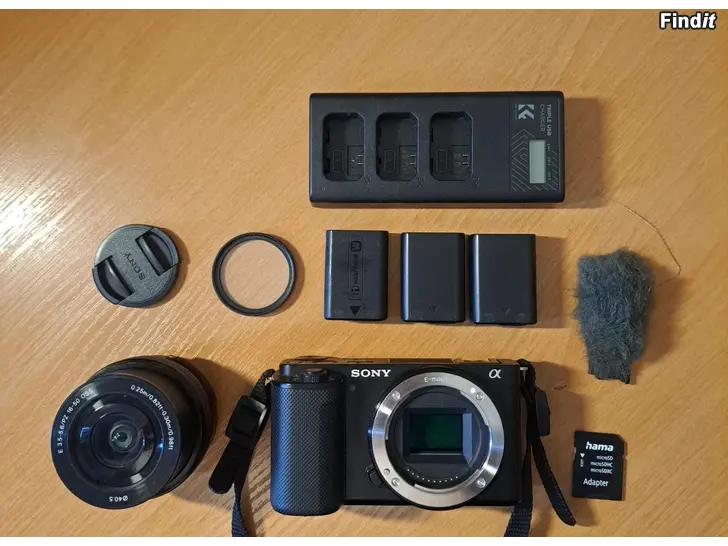 Myydään Sony ZV-E10  täydellinen paketti