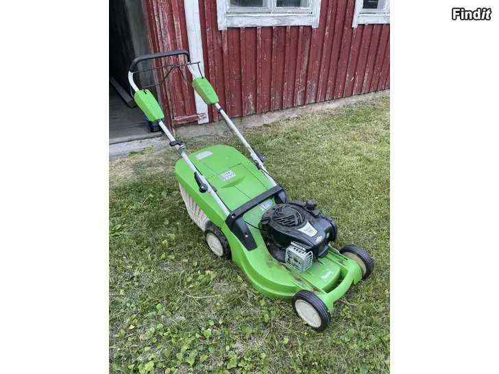 Säljes Gräsklippare Viking MB 448 TX