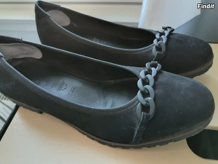 Säljes Naisten kengät