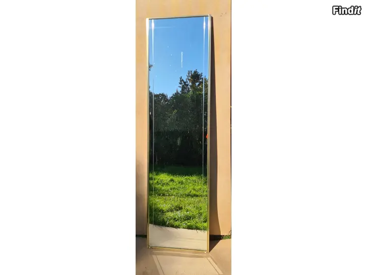 Myydään Spegel  ca 60x220 cm