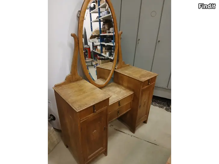 Säljes Spegelbord