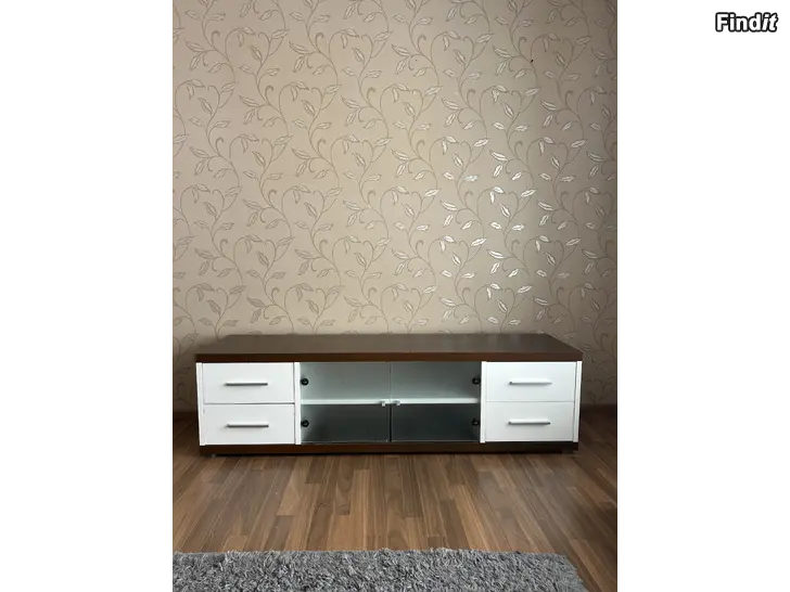 Säljes Tv bänk