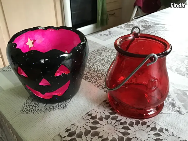 Säljes Halloween lyktor