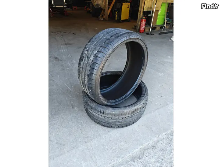 Säljes 225/30R20 Sommardäck