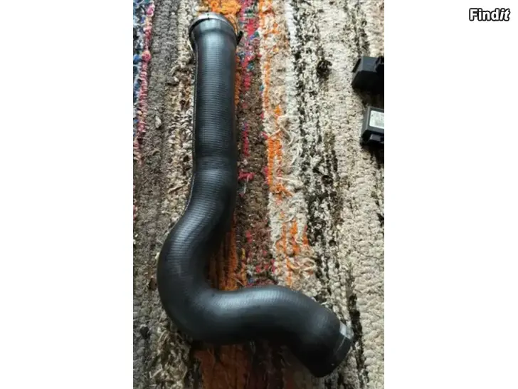 Säljes Ahtoputki osia akkukotelonkanssi