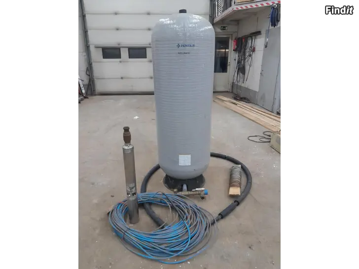 Myydään Vattenpump och tank till vattenbrunn/borrhål