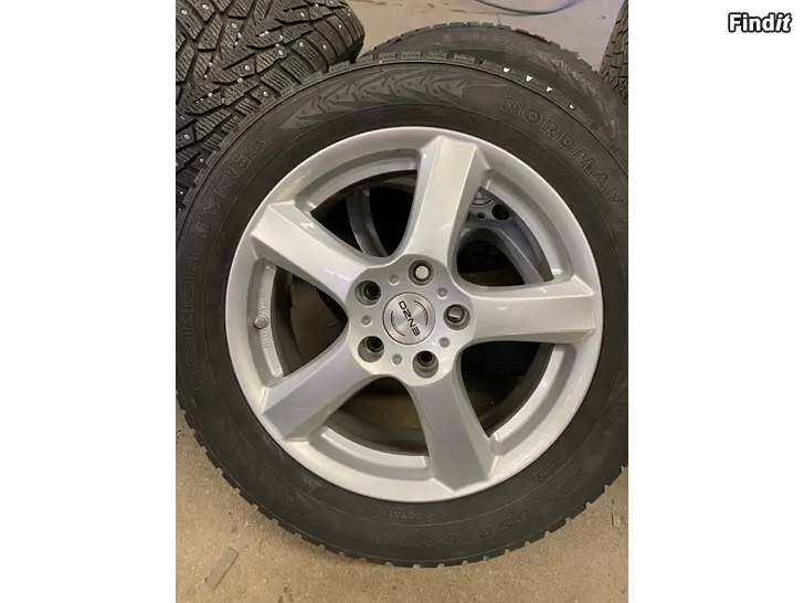 Säljes vinterdäck 205/55R16