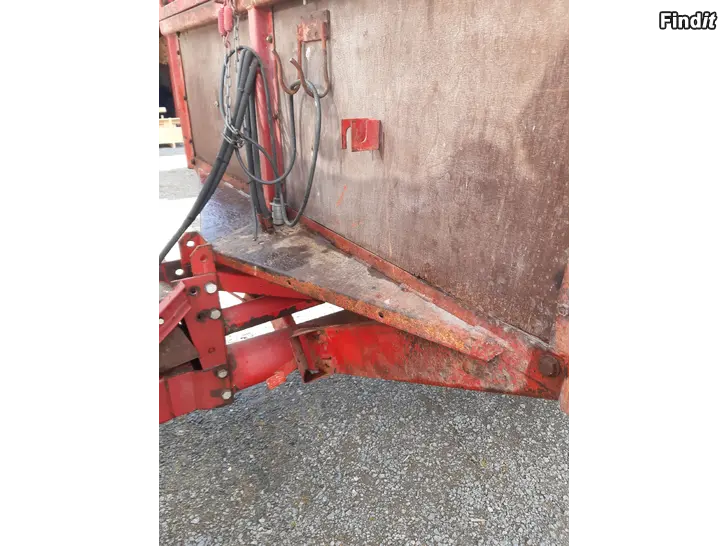 Säljes JF ST 70