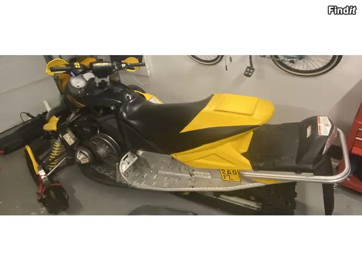 Säljes Ski-Doo MXZ 550F