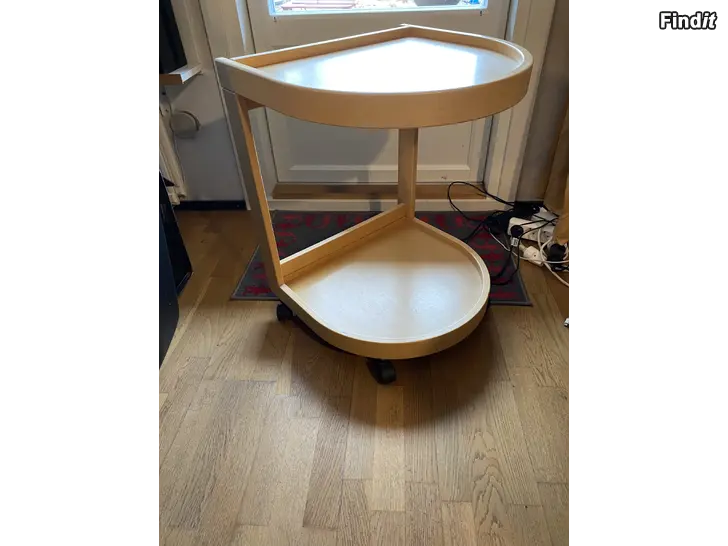Myydään Sivupöytä / sidobord på hjul
