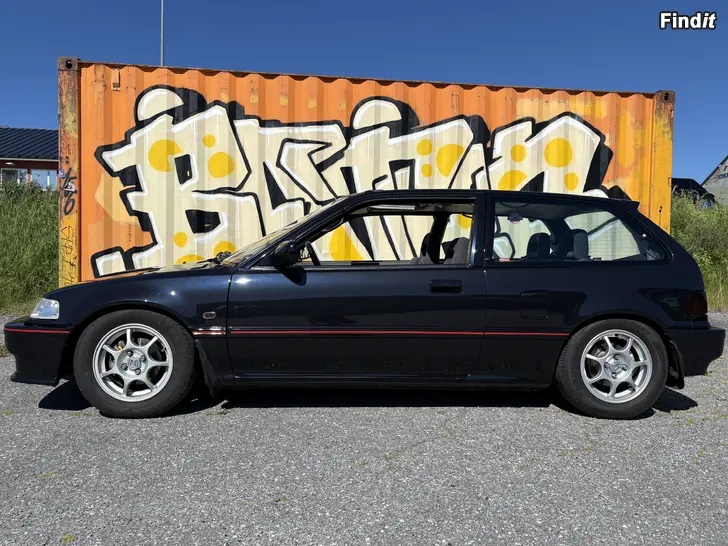 Myydään Keräilyauto Honda Civic 1.6i DOHC -1989