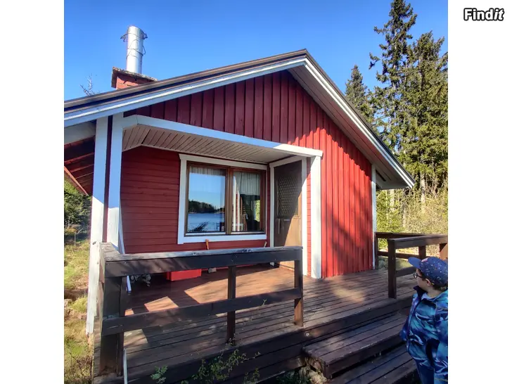 Säljes Stor tomt med liten stuga