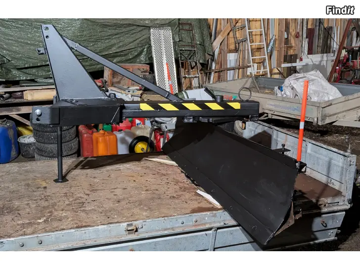 Myydään Takalana traktoriin