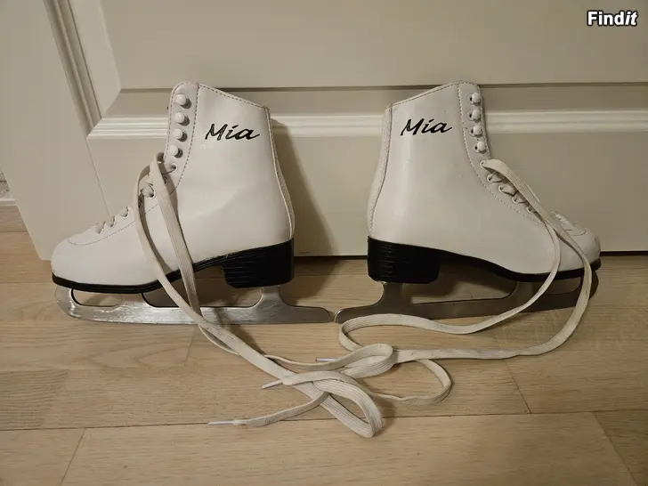 Säljes Skridskor, luistimet, 36