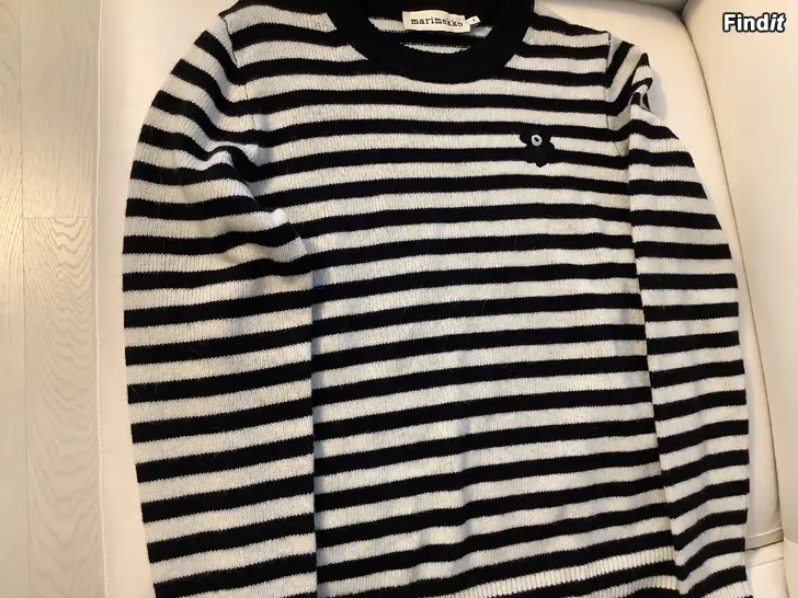 Myydään Marimekko villaneule