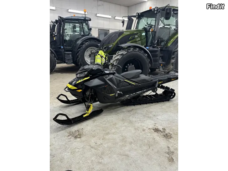 Säljes Skidoo summit 850 renoverad