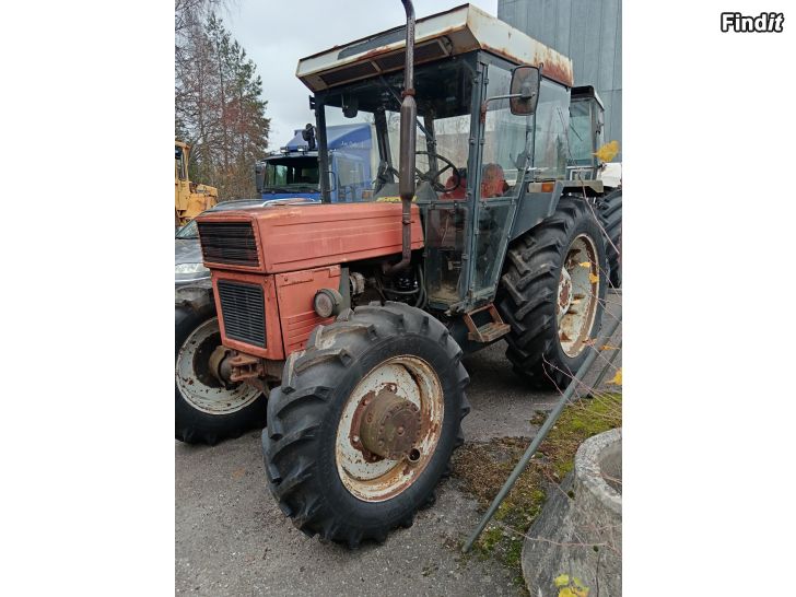 Myydään Traktor 4x4 - 81