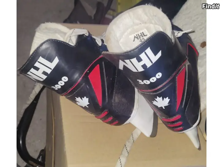 Myydään Jääkiekkoluistimet NHL 3000 koko 43-44
