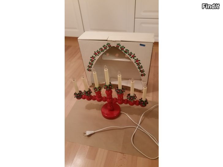 Myydään vintage puukynttelikkö Made in Sweden punainen  10e
