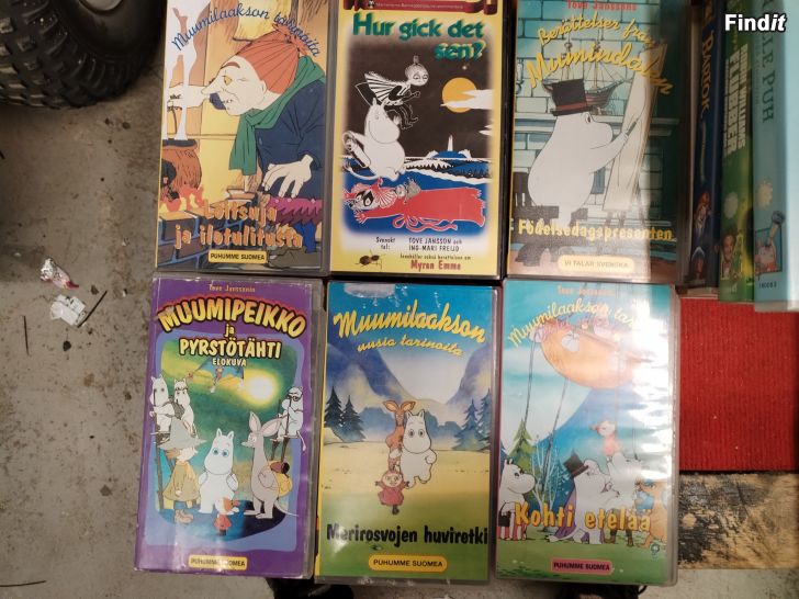 Myydään Muumipeikko vhs kasetit