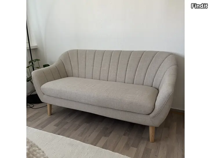 Myydään 2,5 istuttava sohva