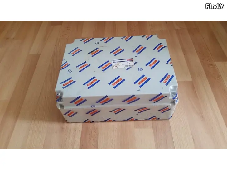 Myydään GEWISS GW 44209 asennuskotelo muovia 300x220x120 IP56 -hinta 20e