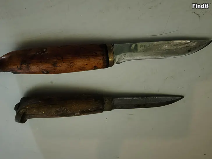 Myydään Puukot Fiskars ja martiini