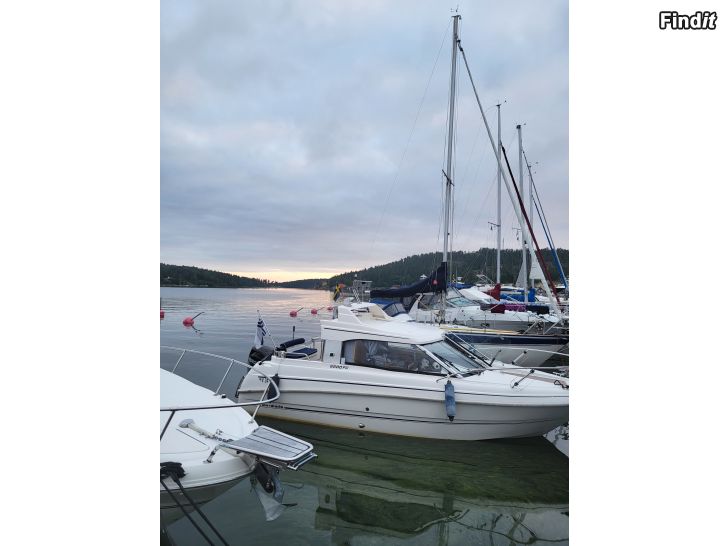 Säljes MV MARIN 6600 FC MERCURU 135 VERADO