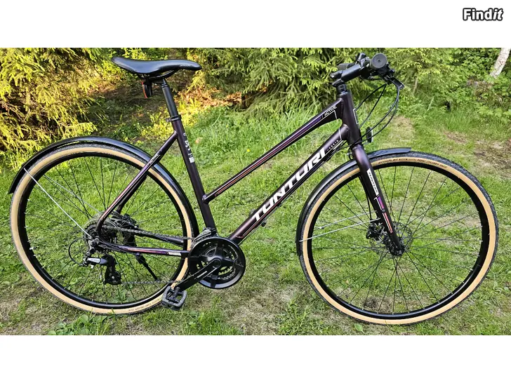 Myydään Tunturi Active hybrid 28