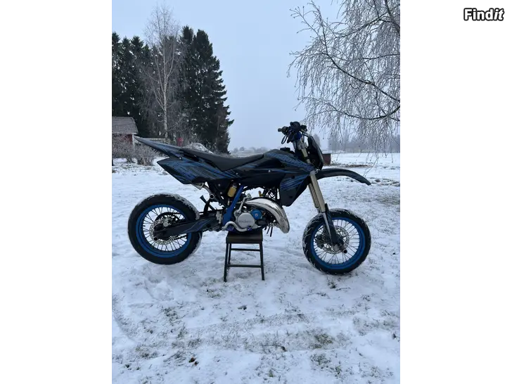 Säljes Husqvarna sm 125