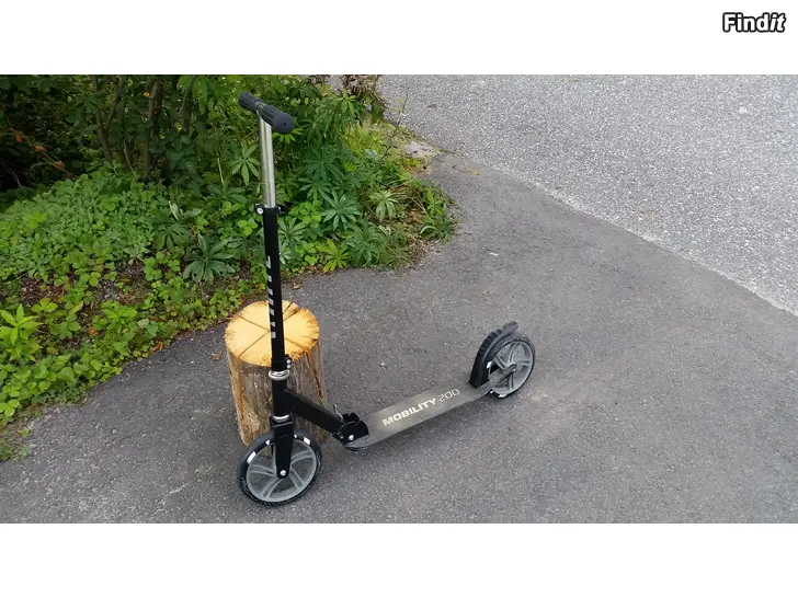 Myydään Potkulauta White Mobility 200 25e