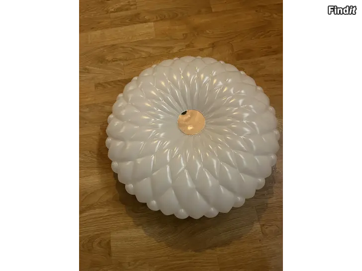 Säljes Plafond lampa