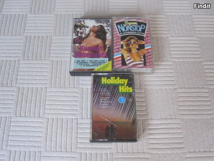 Myydään Kuumat ulkomaiset hitit 1983-1985 C-kasetter