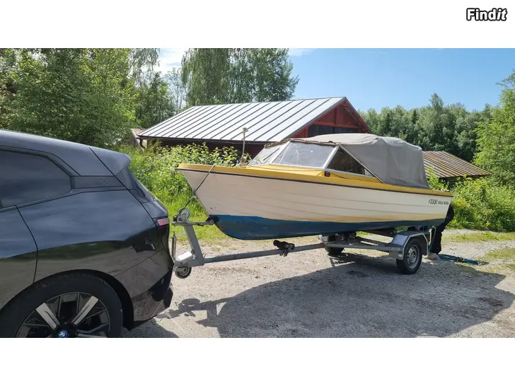 Säljes Kulla vindrutebåt- Yamaha 55hk