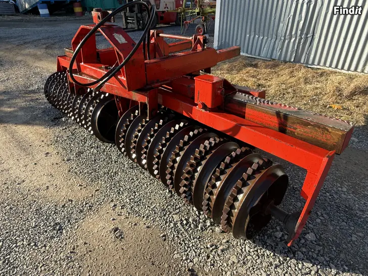 Säljes Panelia hydraulisk Vält